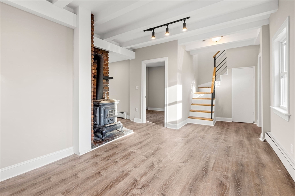16 Union St