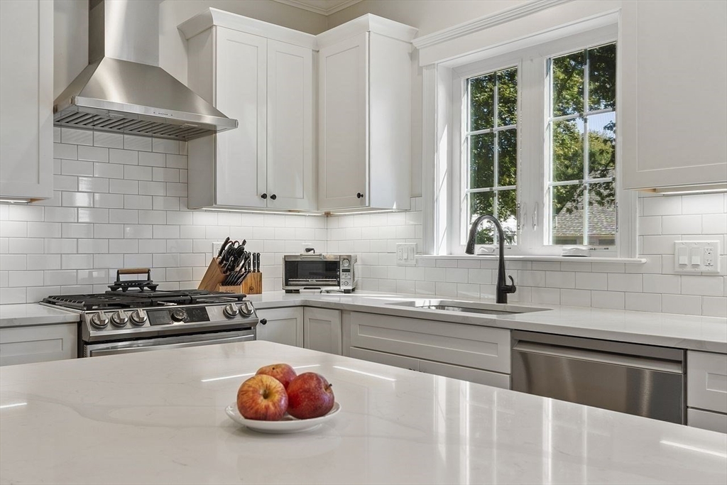 116 Livingstone Avenue