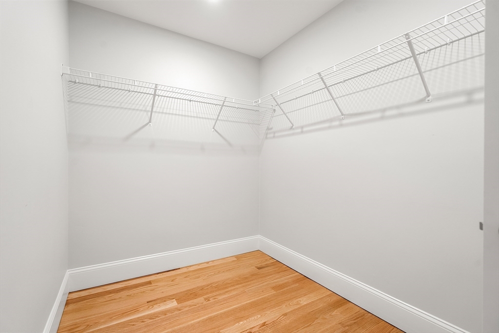 125 Livingstone Ave