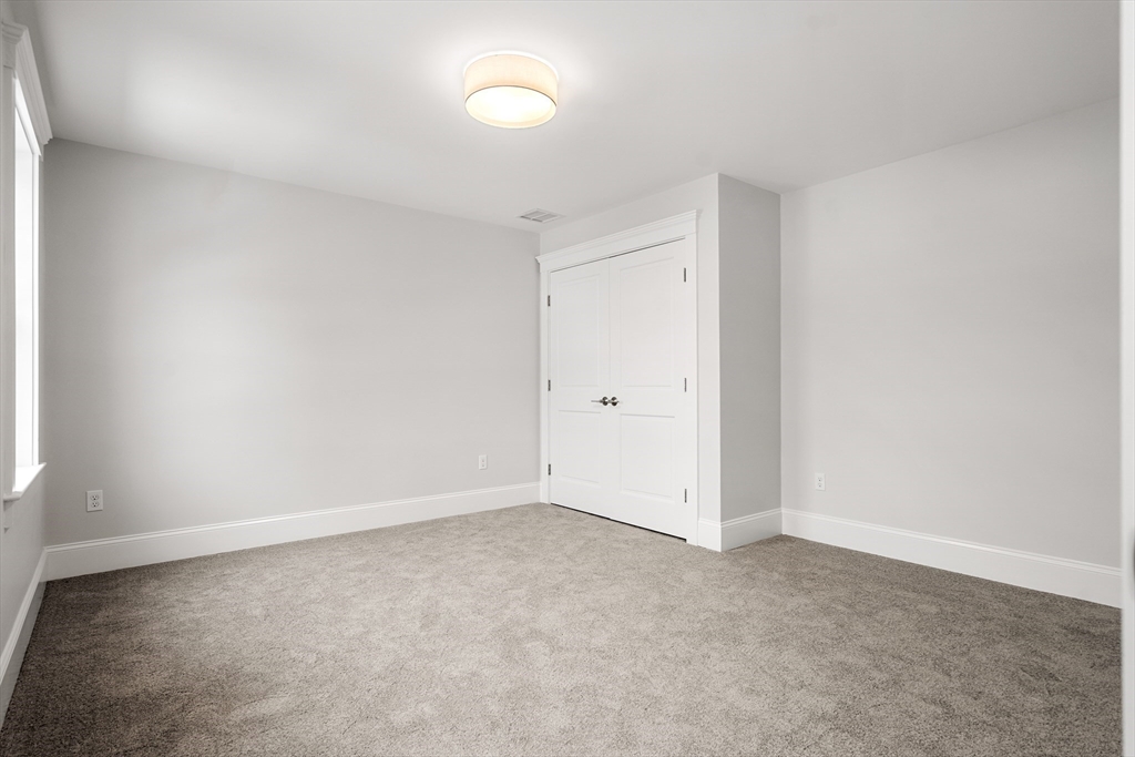 125 Livingstone Ave