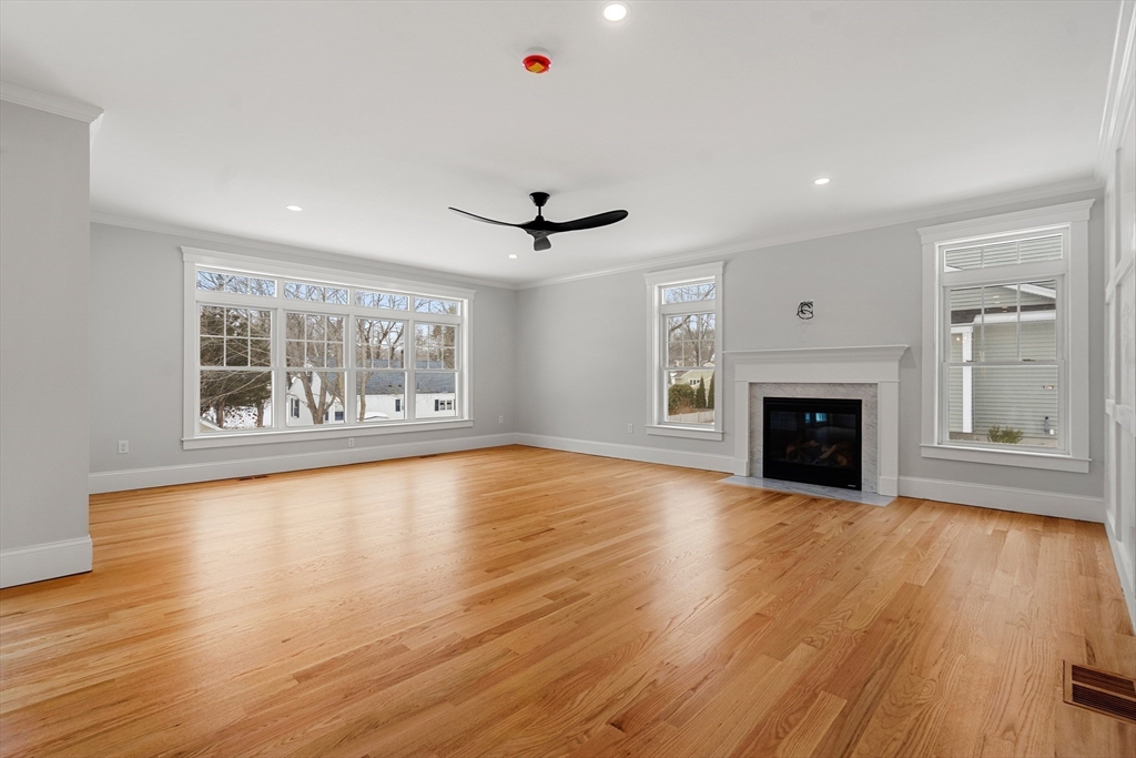 125 Livingstone Ave