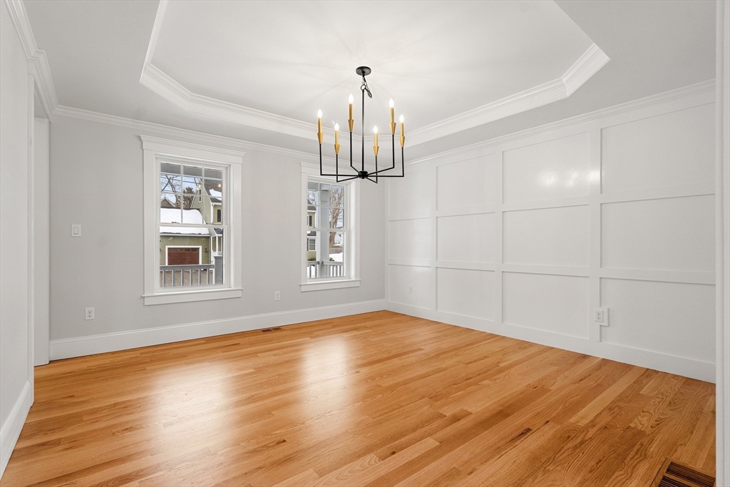 125 Livingstone Ave