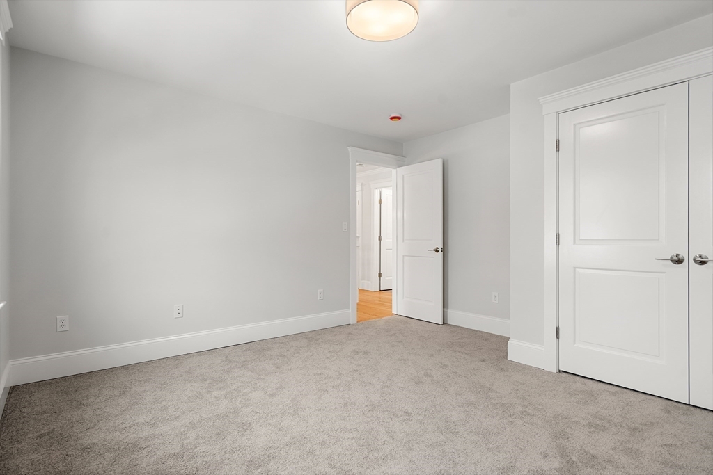 125 Livingstone Ave