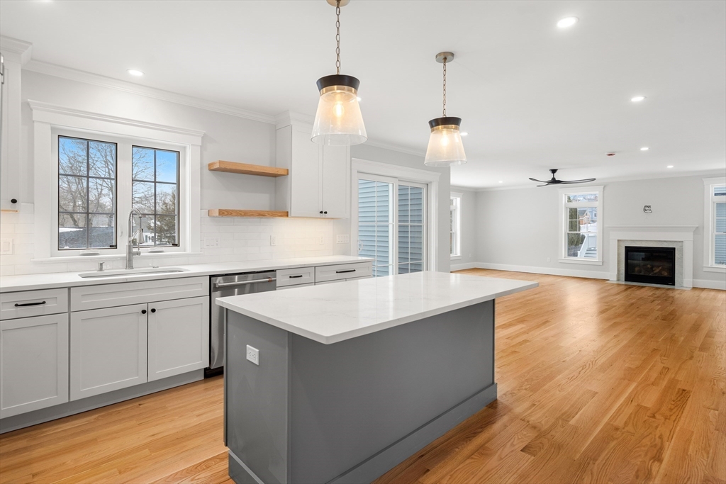 125 Livingstone Ave