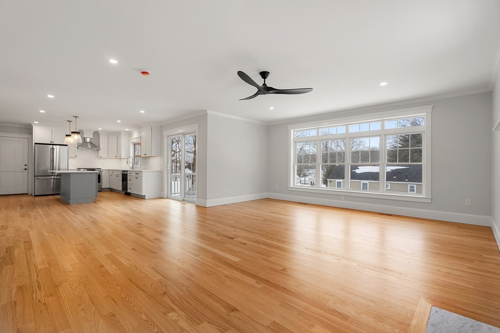 125 Livingstone Ave