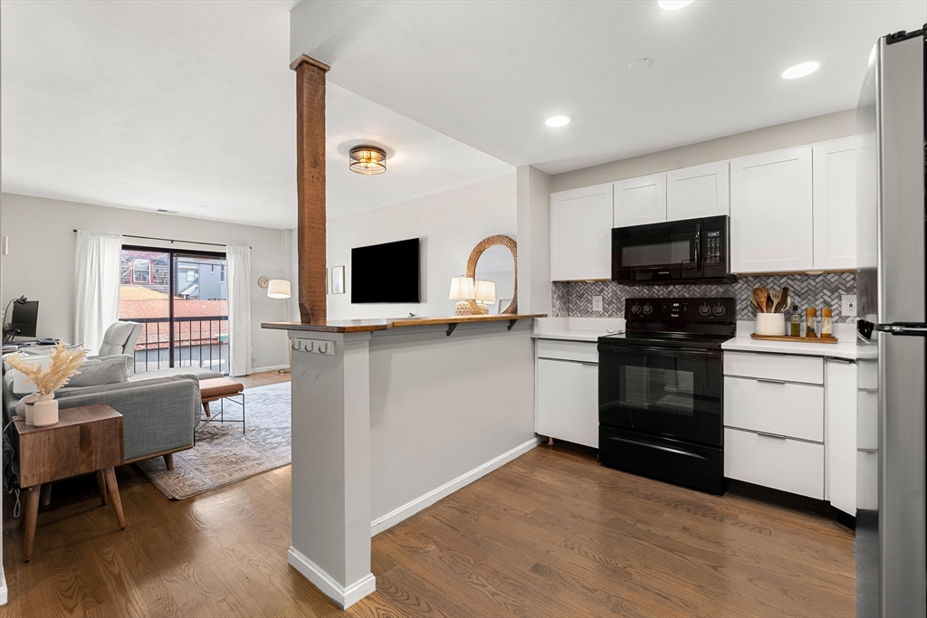 315 Rantoul St # 106