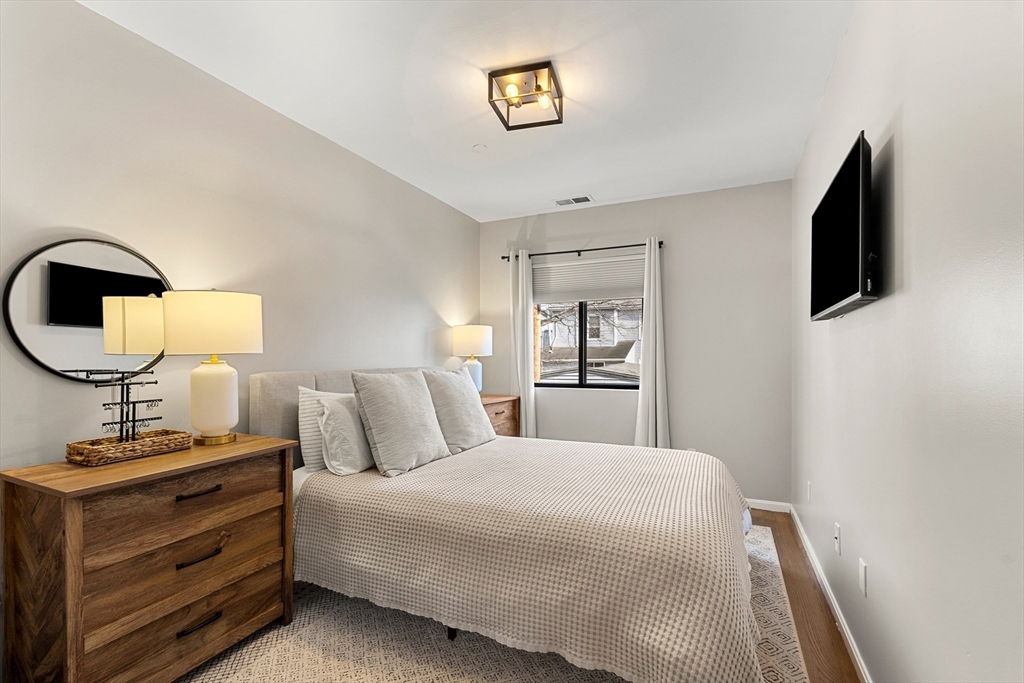 315 Rantoul St # 106