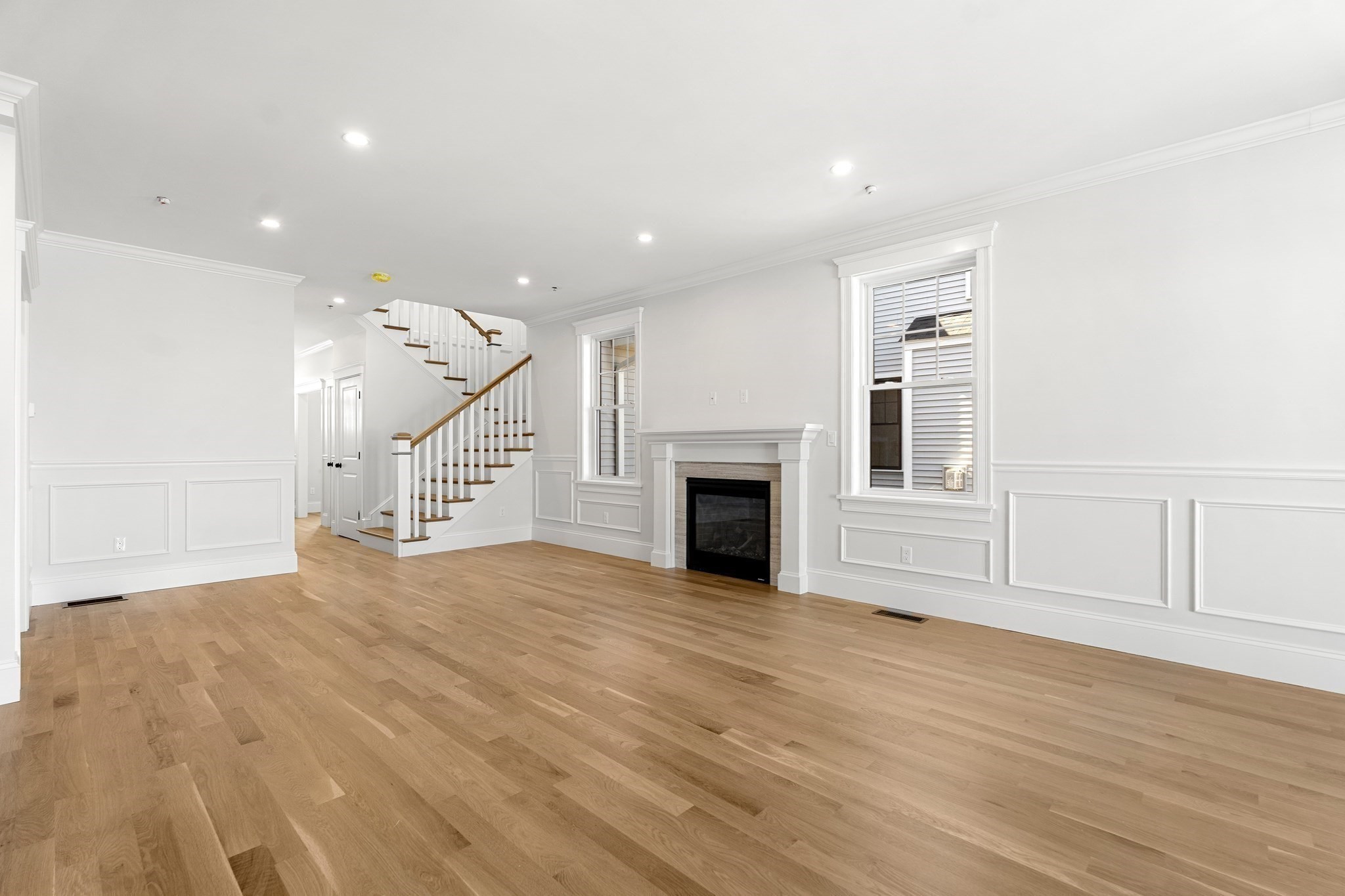 24 Fellows Rd # 3