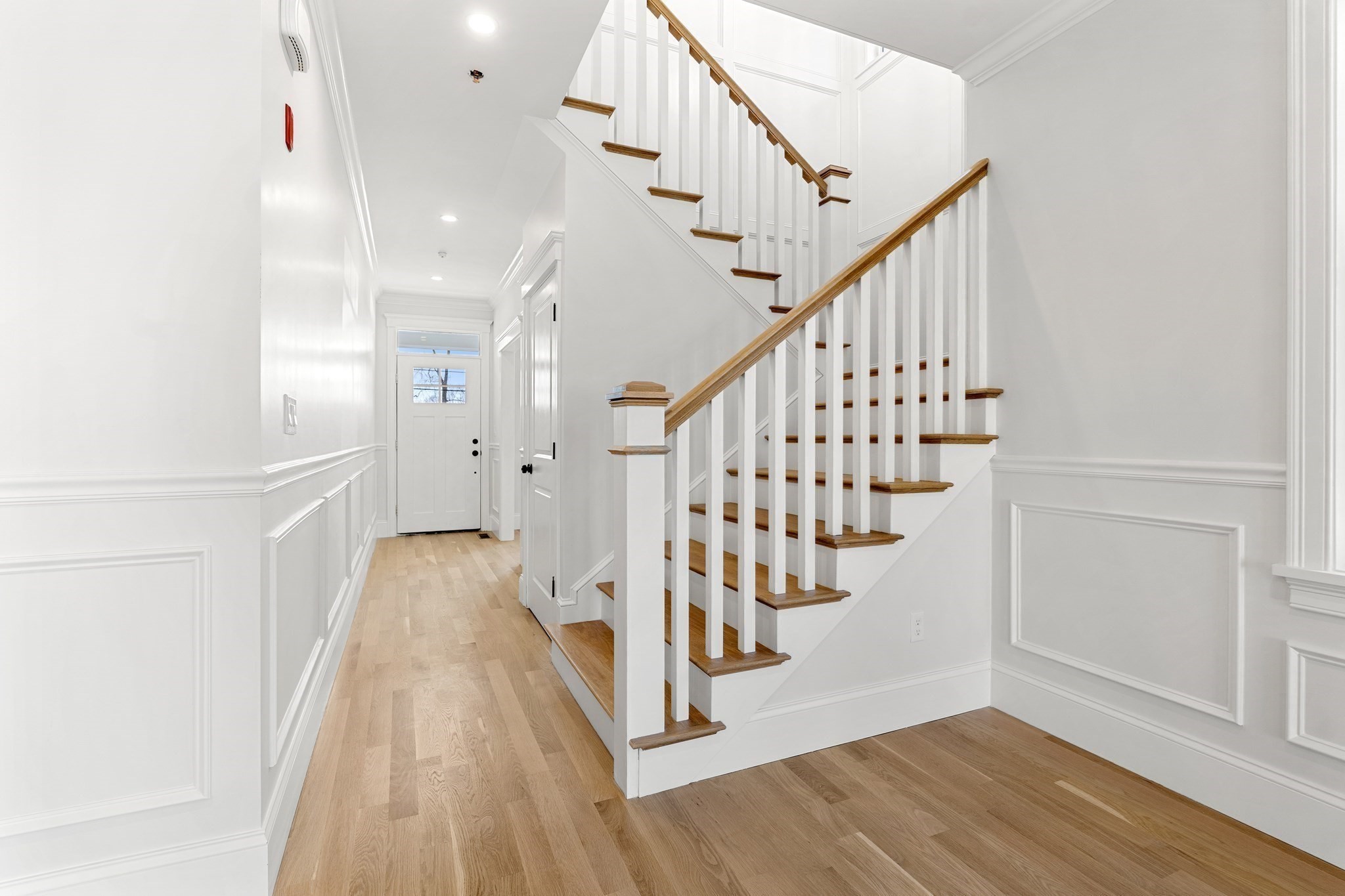 24 Fellows Rd # 3