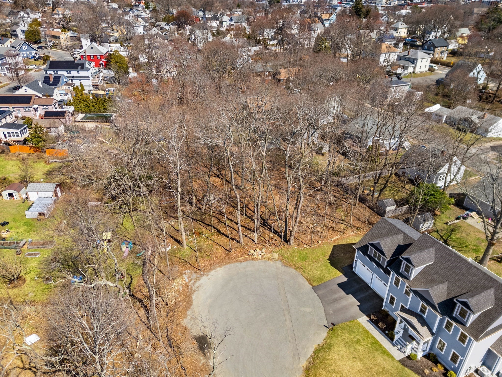 114 Livingstone Ave