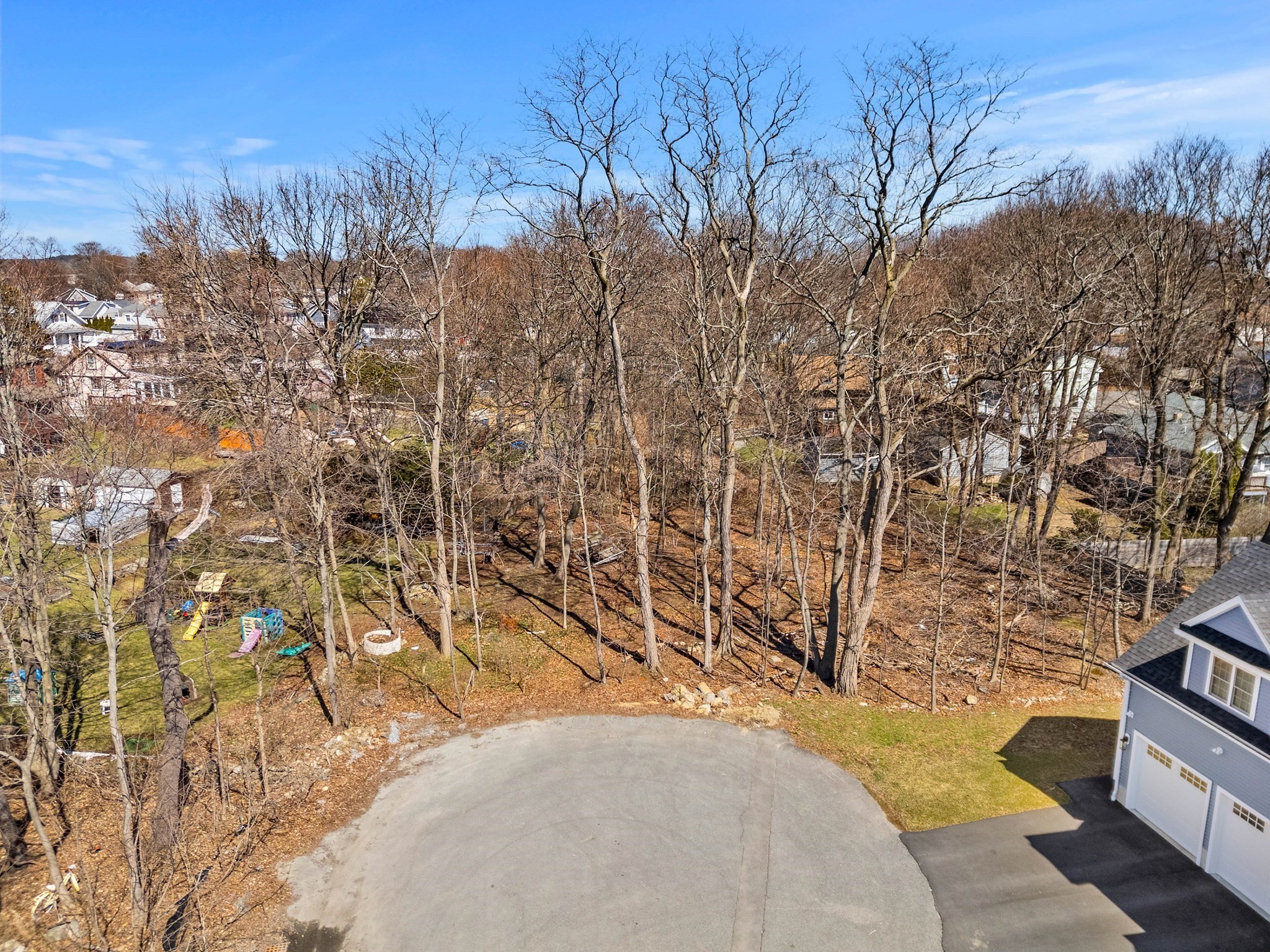 114 Livingstone Ave