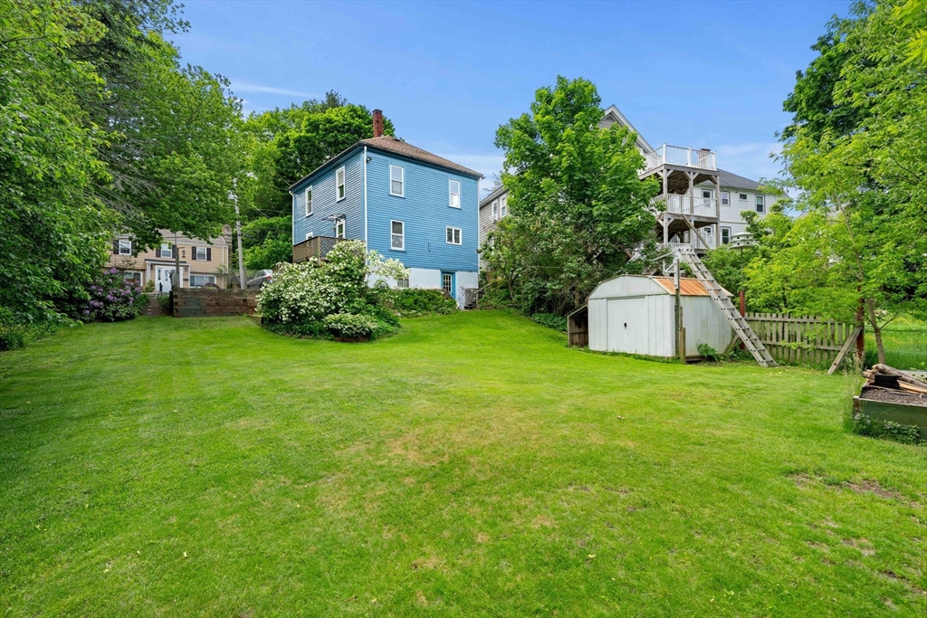 19 Greene St