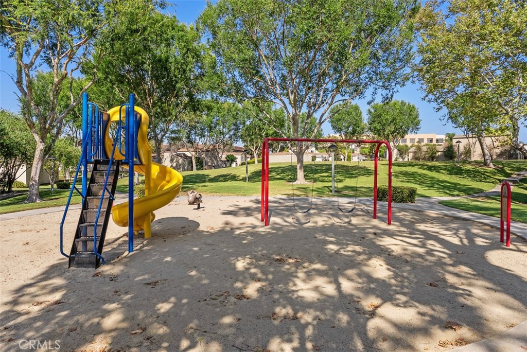 3215 Stonewood Court