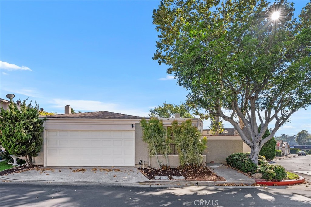 3215 Stonewood Court