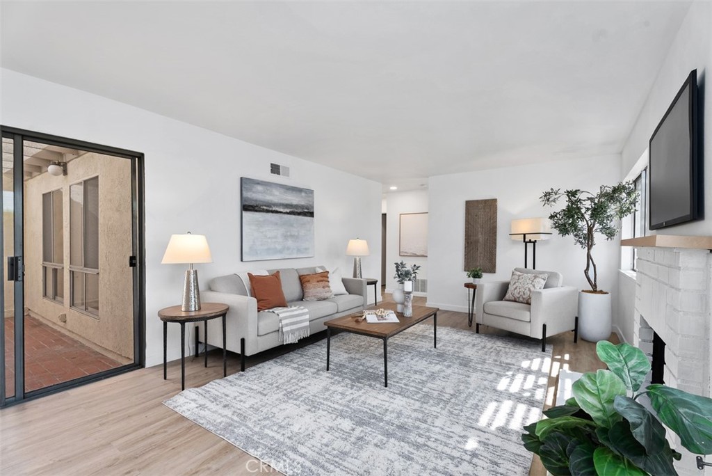 3215 Stonewood Court