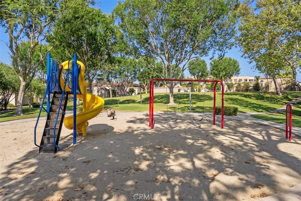 3215 Stonewood Court