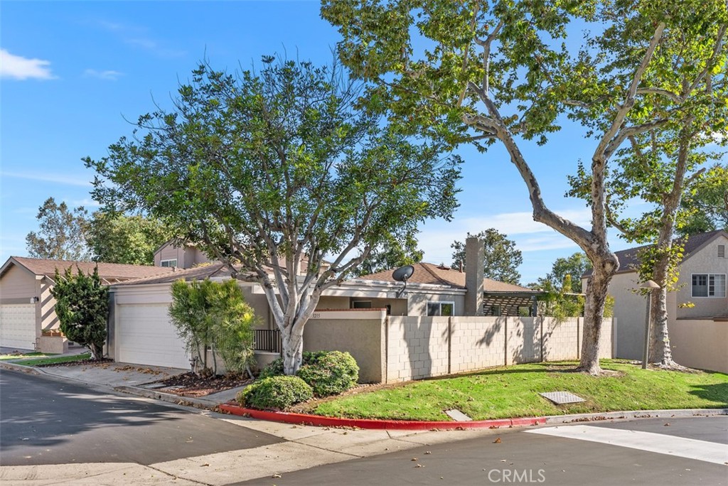 3215 Stonewood Court