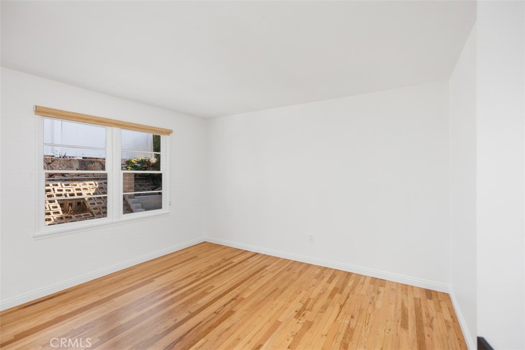 1800 Glenneyre Street