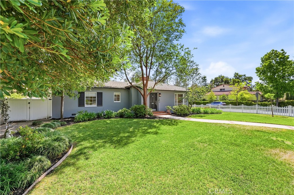 3600 Grayburn