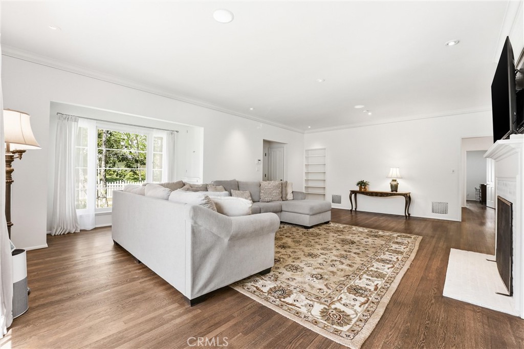 3600 Grayburn