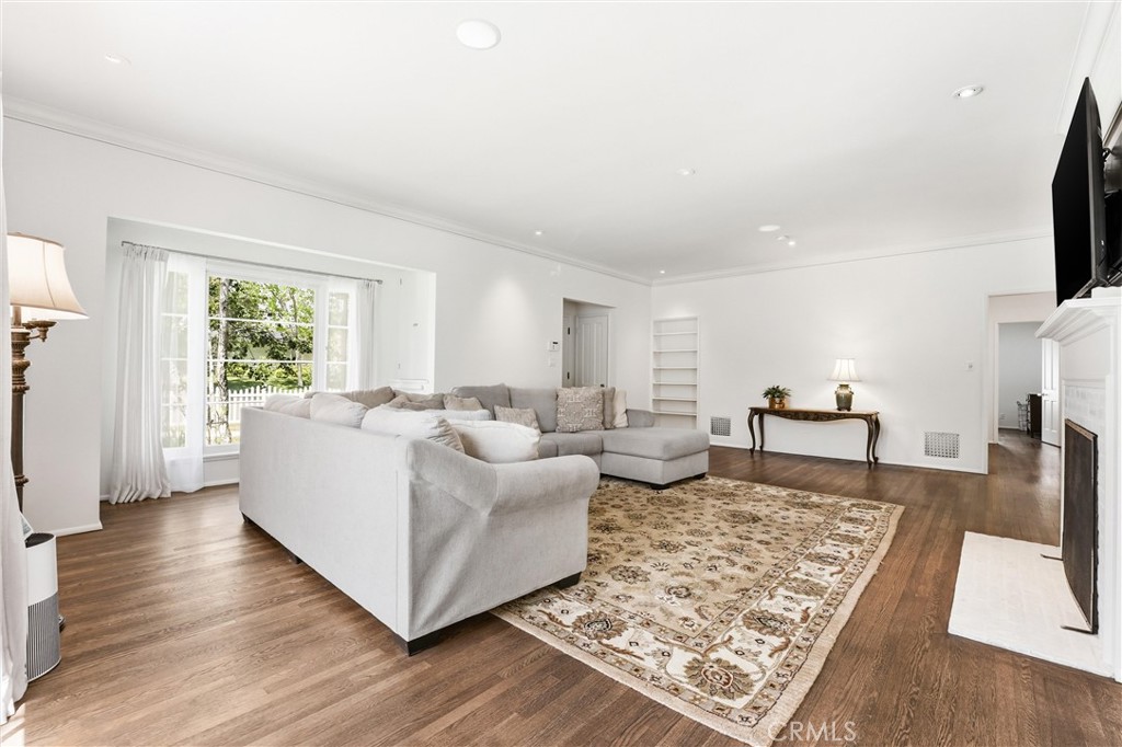 3600 Grayburn