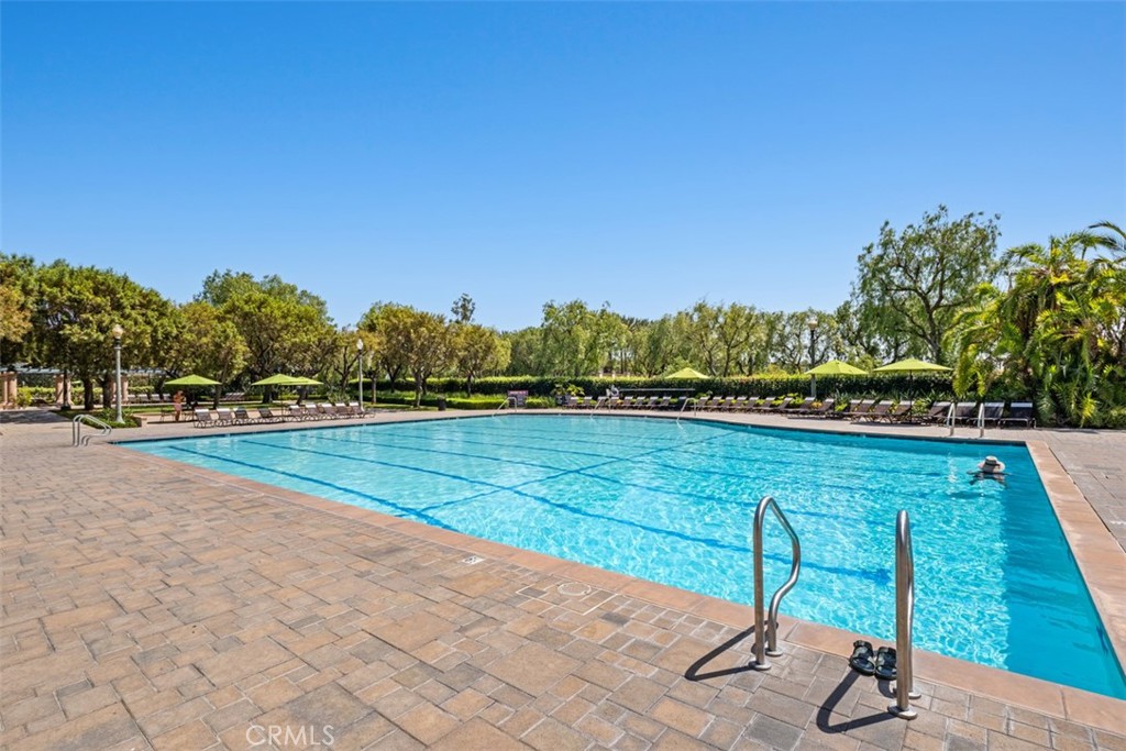 6 El Cajon