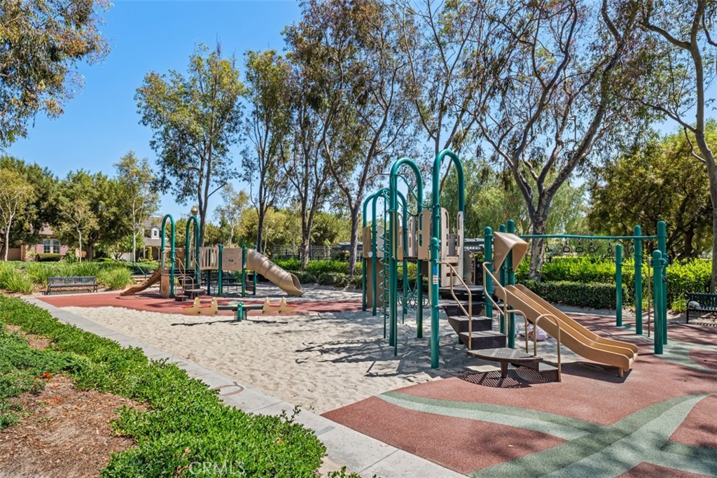 6 El Cajon