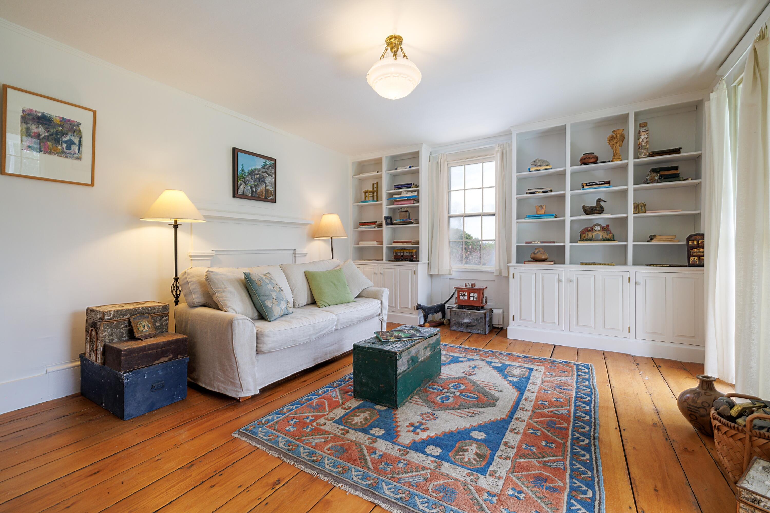 7 Columbia Avenue