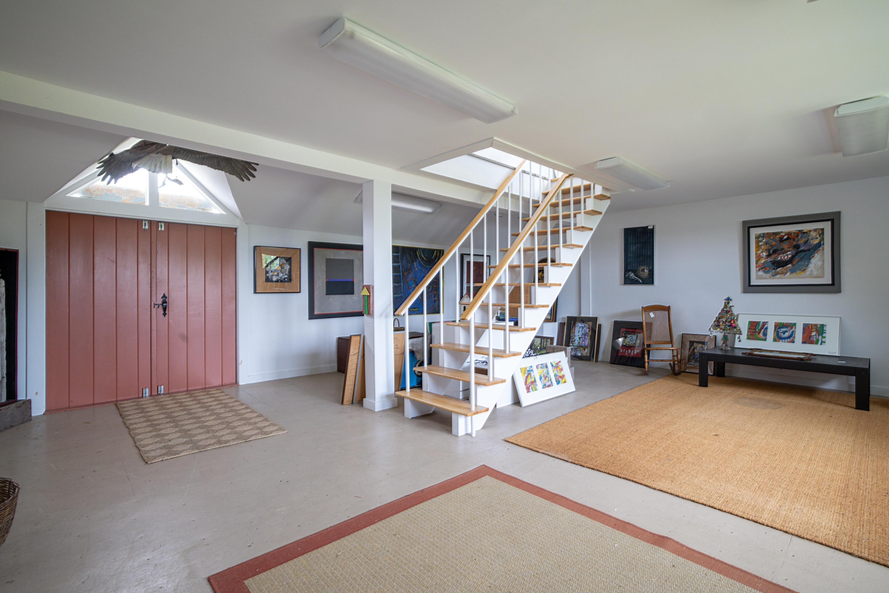 7 Columbia Avenue