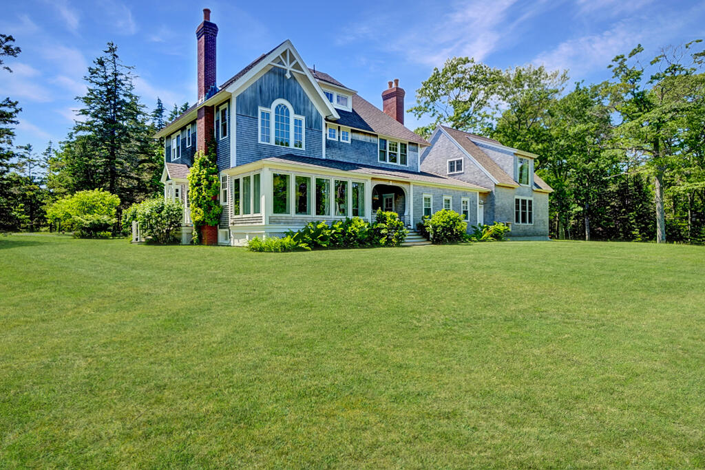 48 Oak Point Road