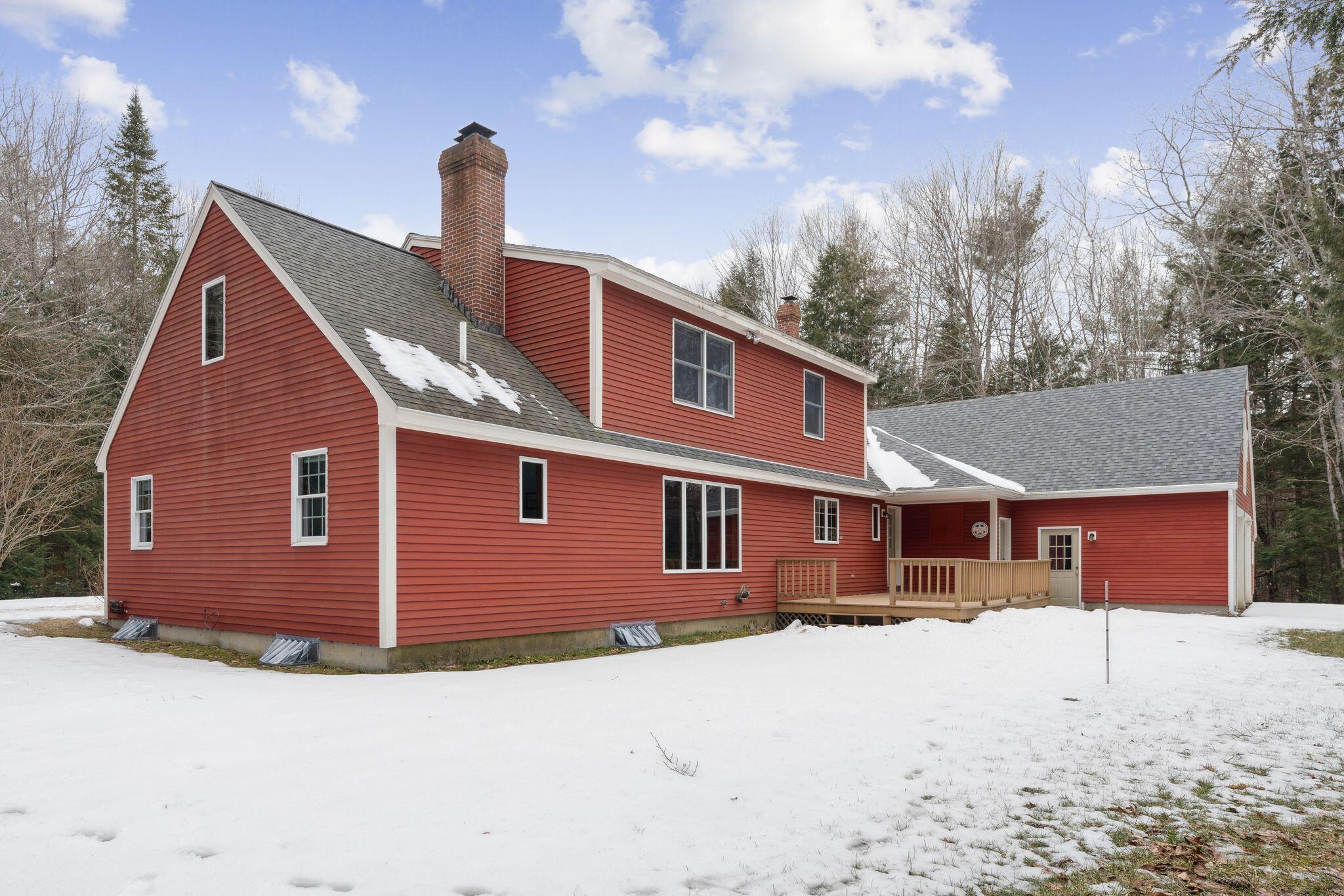 28 Coombs Road