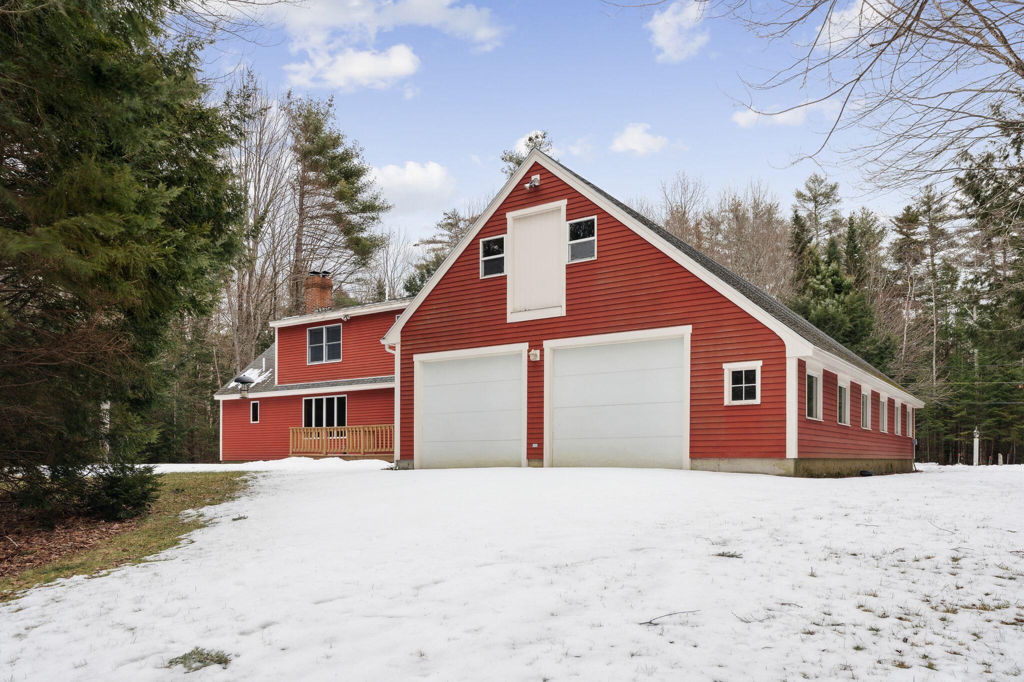 28 Coombs Road