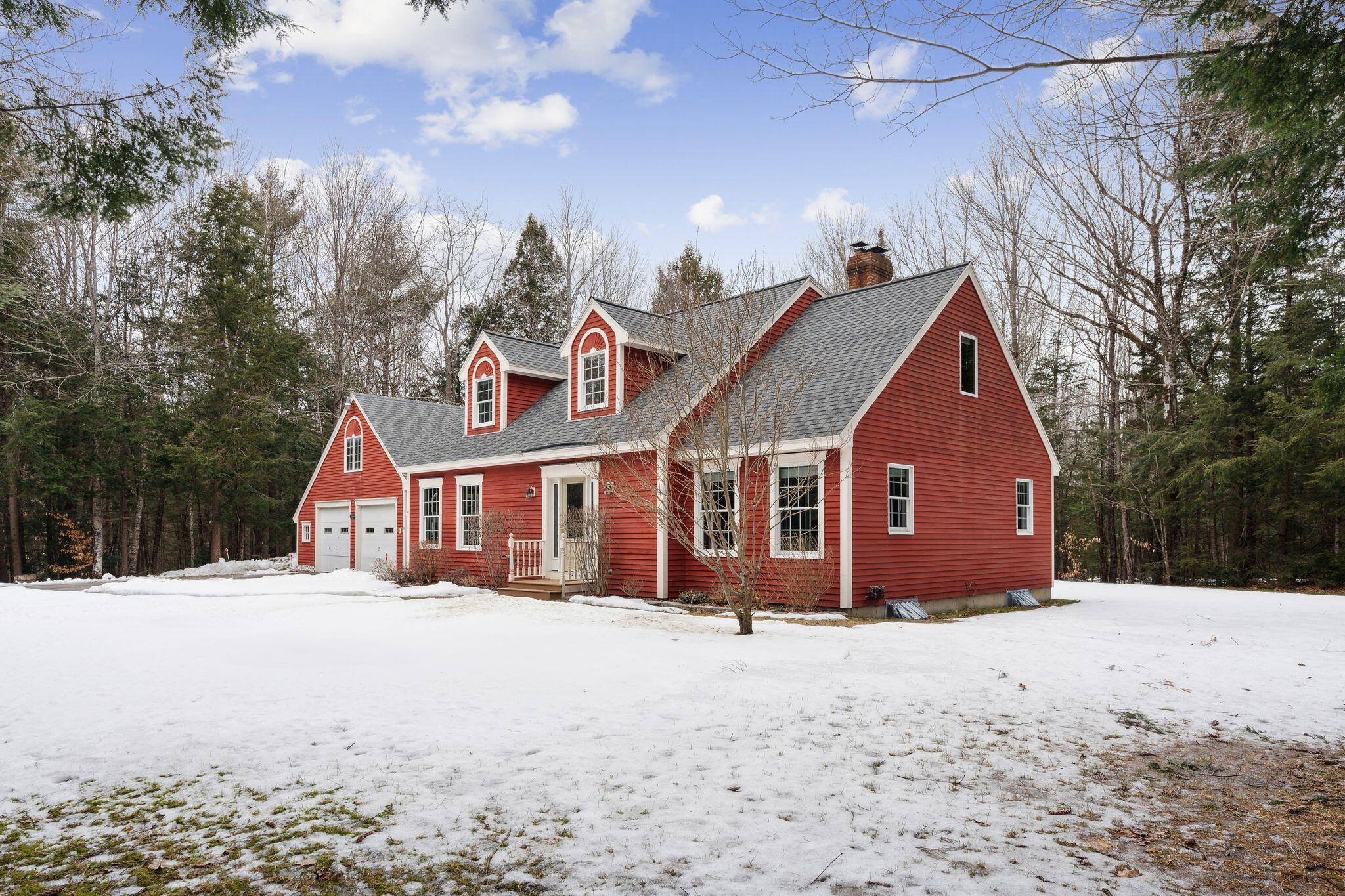 28 Coombs Road