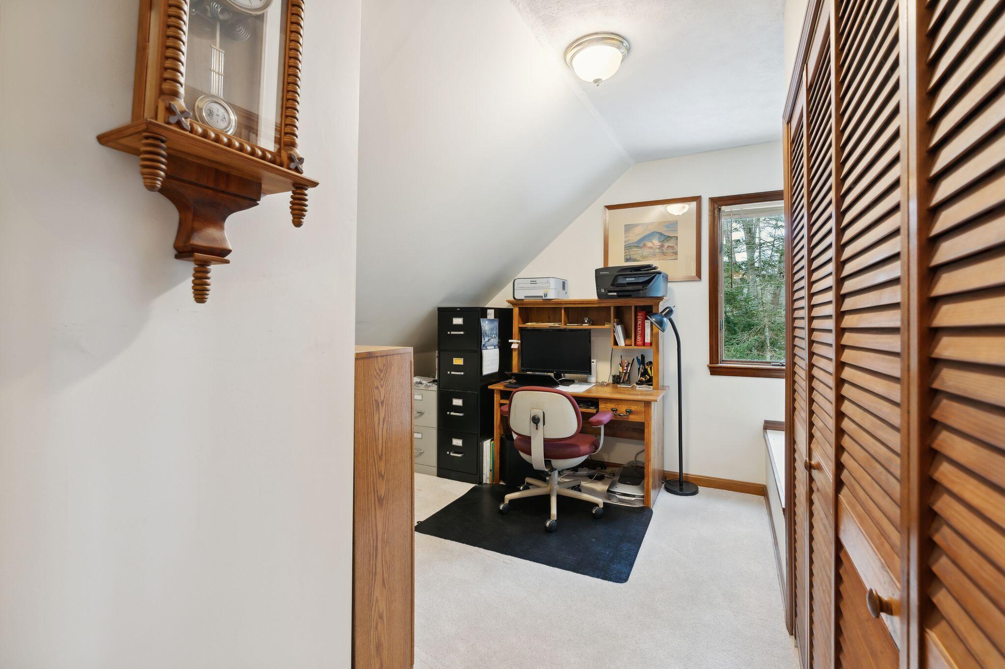 28 Coombs Road