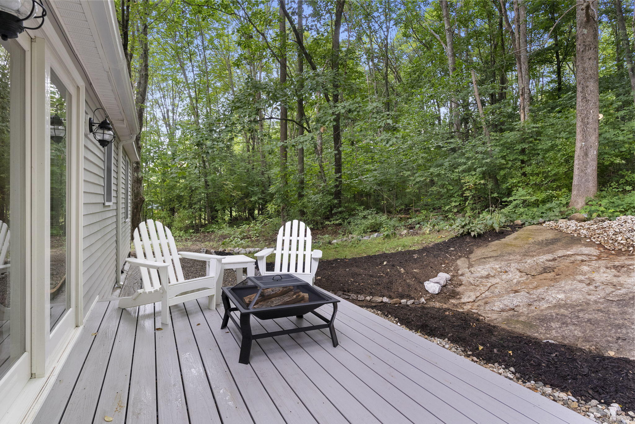 589 Roosevelt Trail