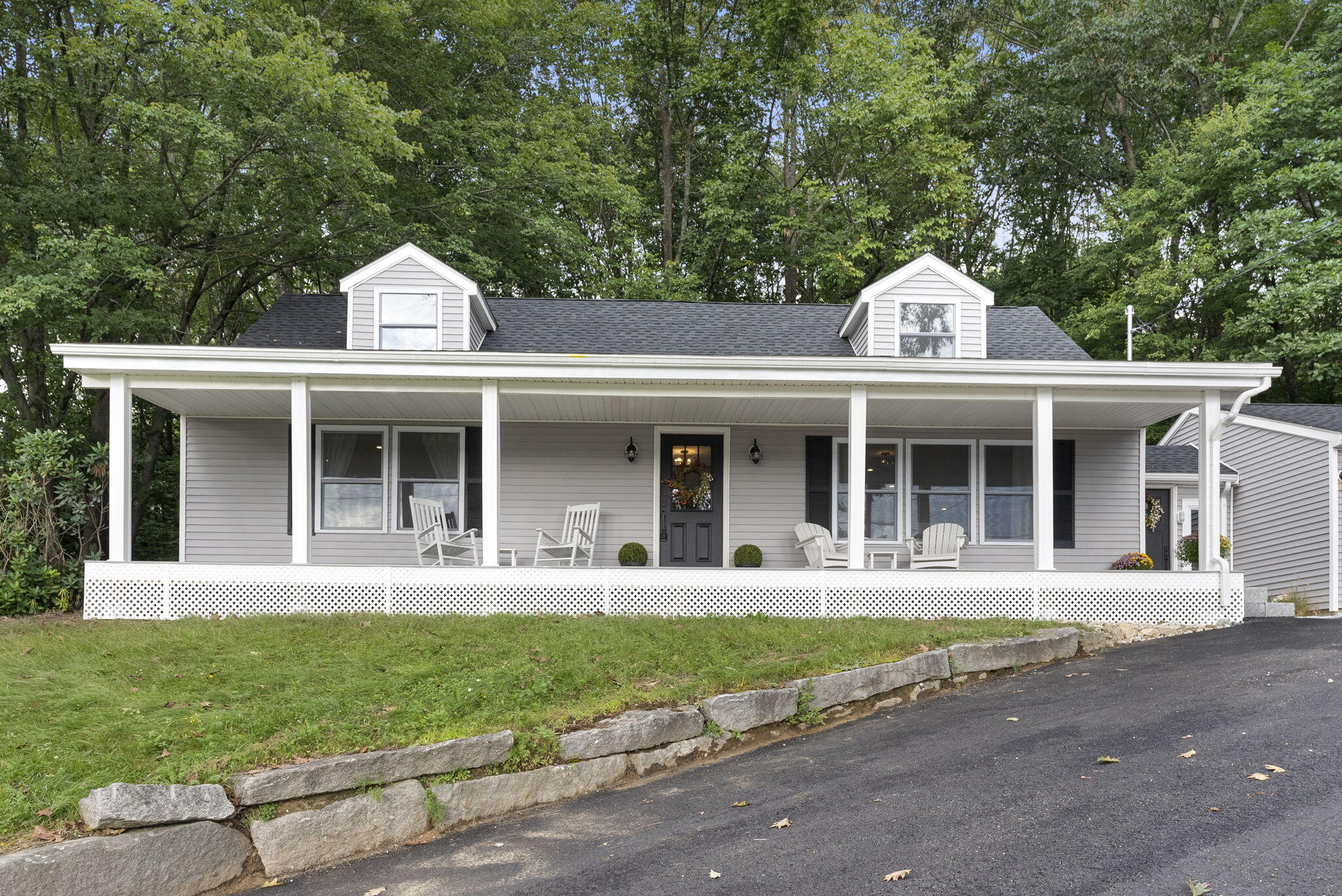 589 Roosevelt Trail