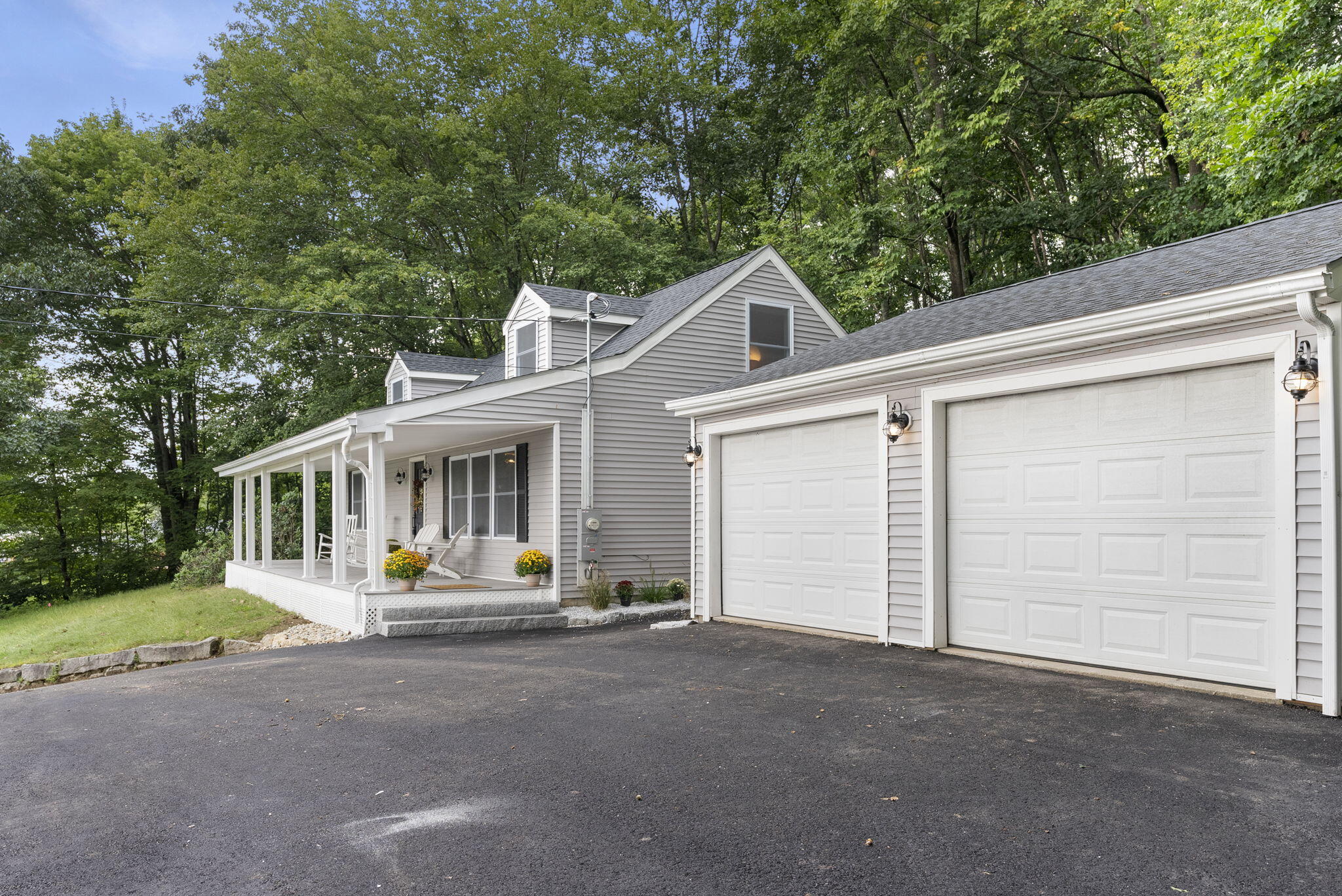 589 Roosevelt Trail