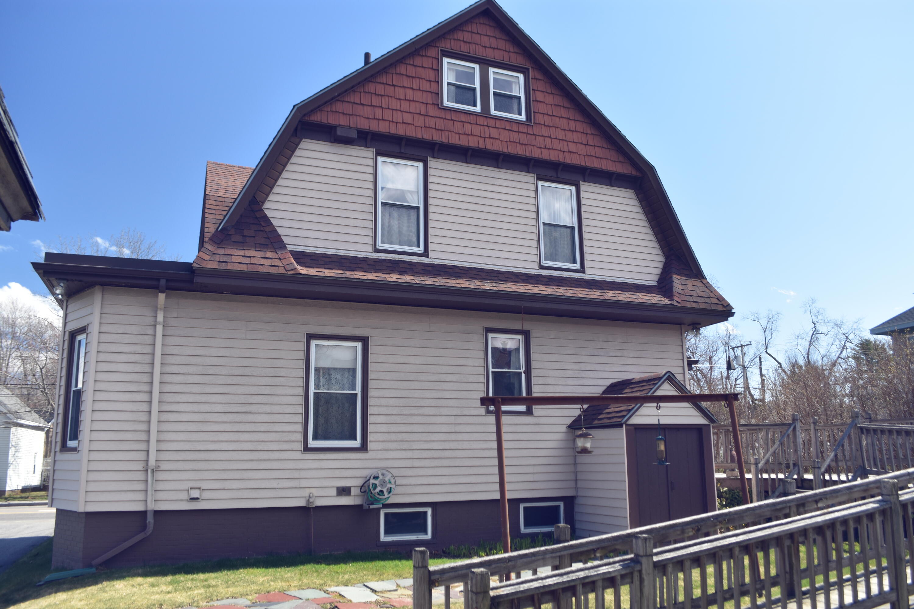 275 Broadway