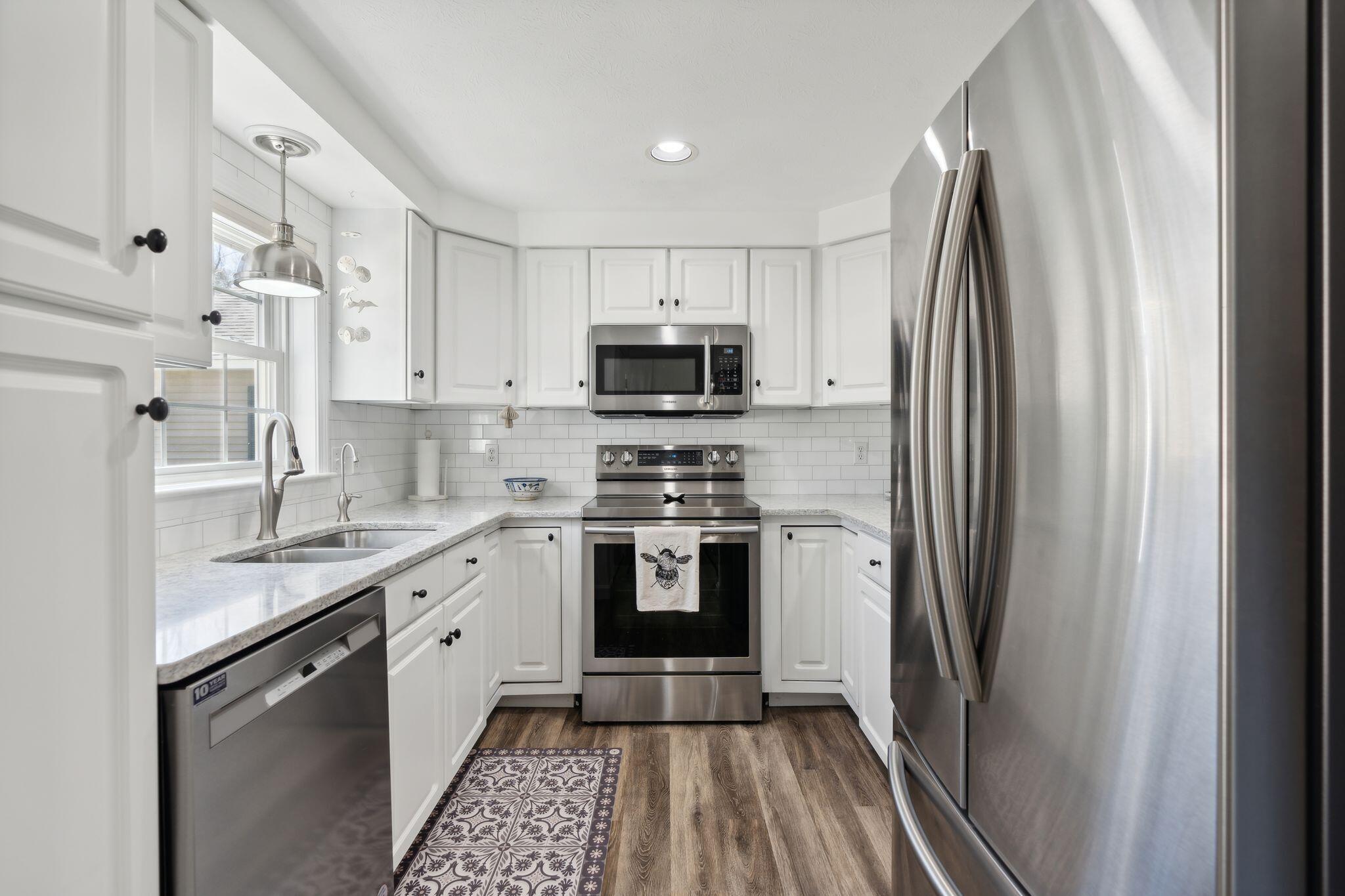 3 Garnet Drive, 3