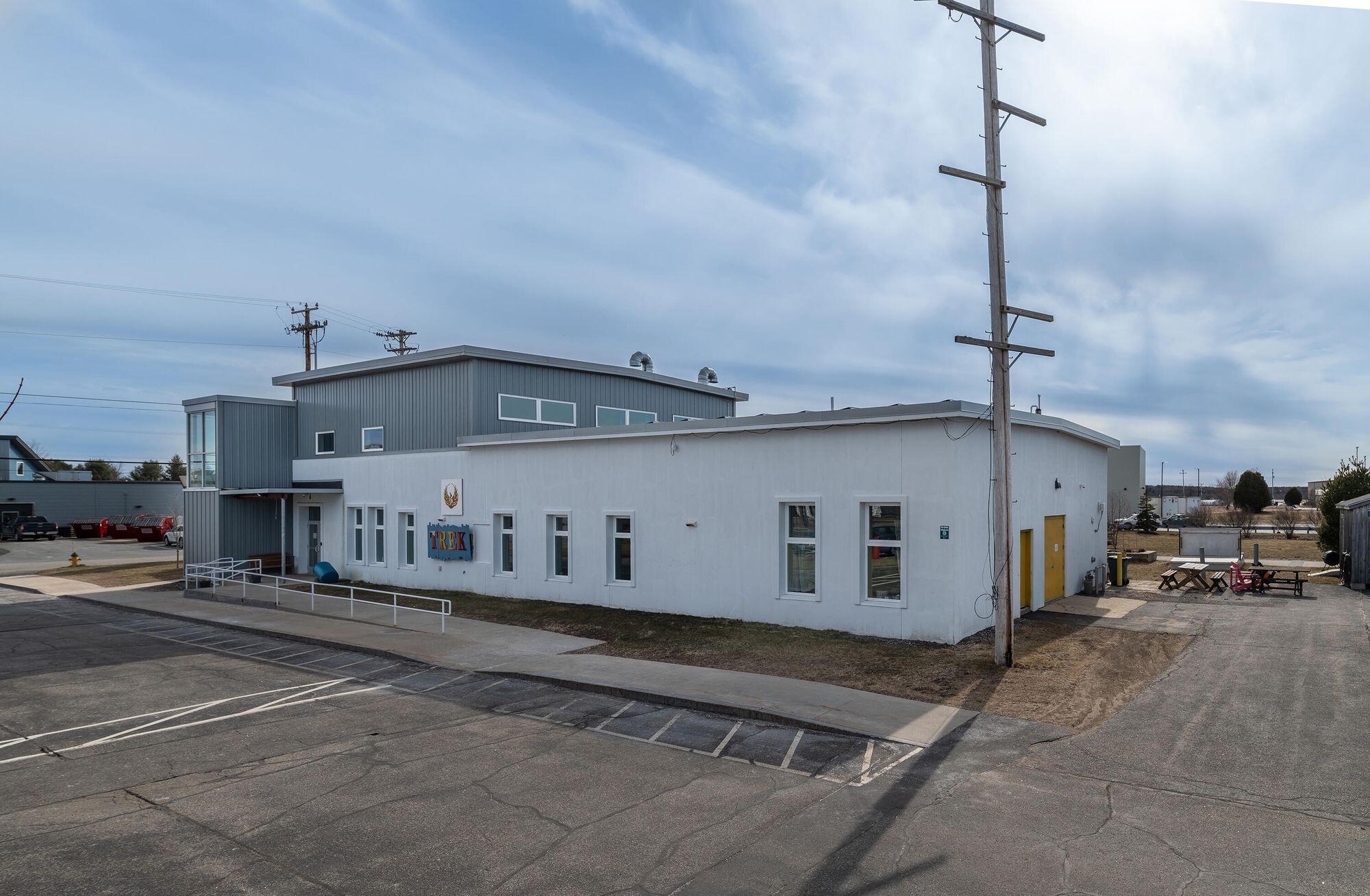17 Seahawk Avenue
