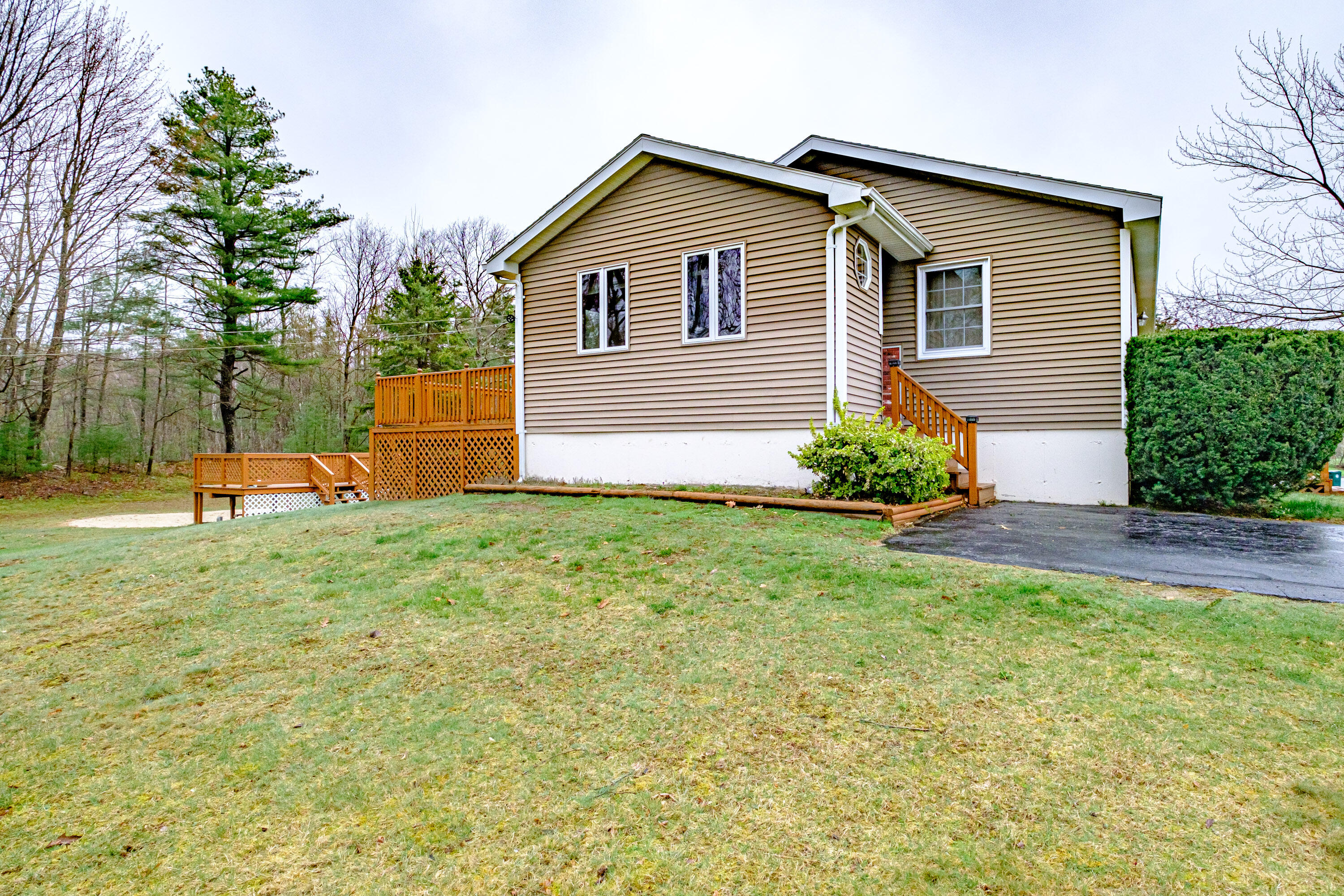 9 Folsom Drive