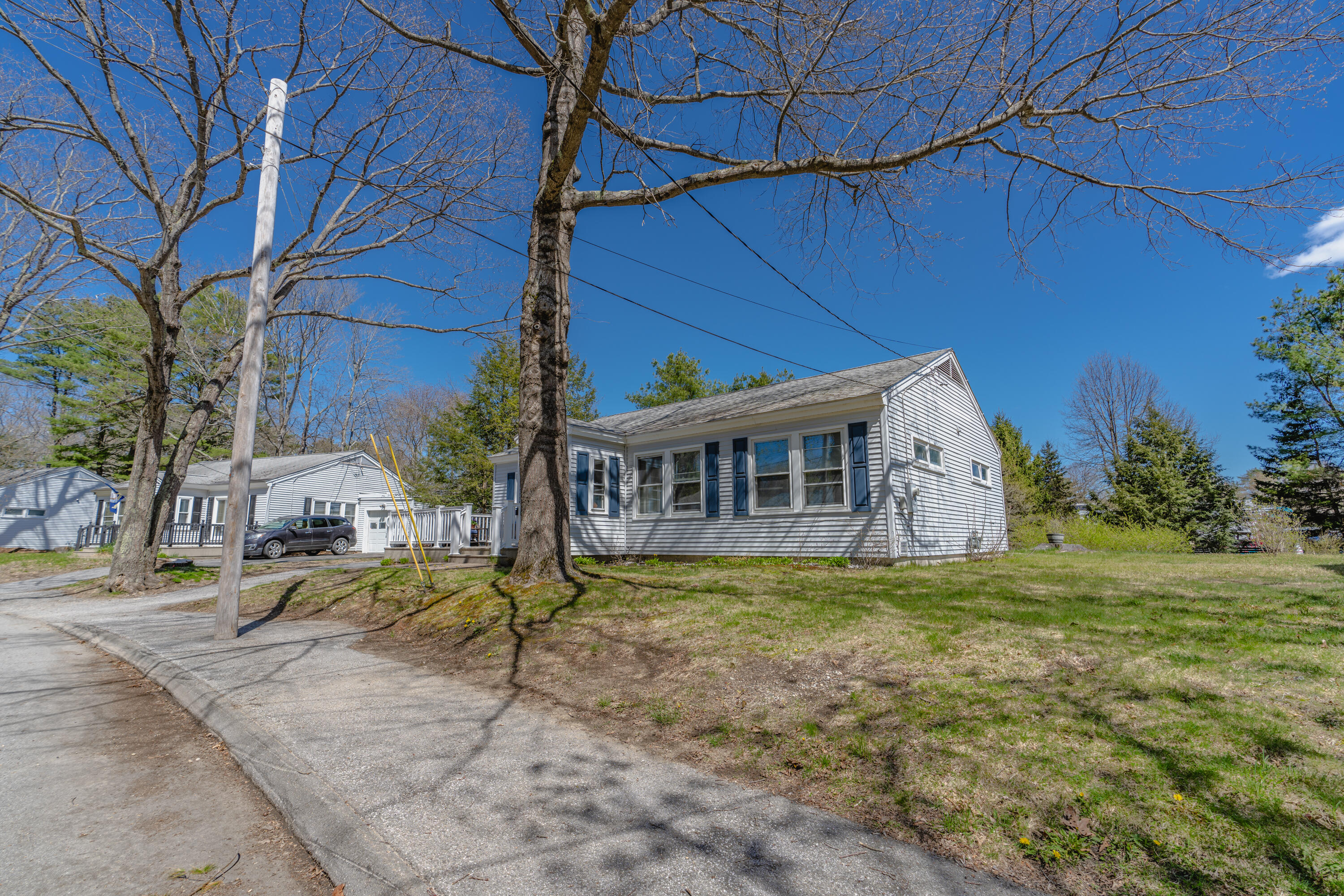 5 Moore Avenue