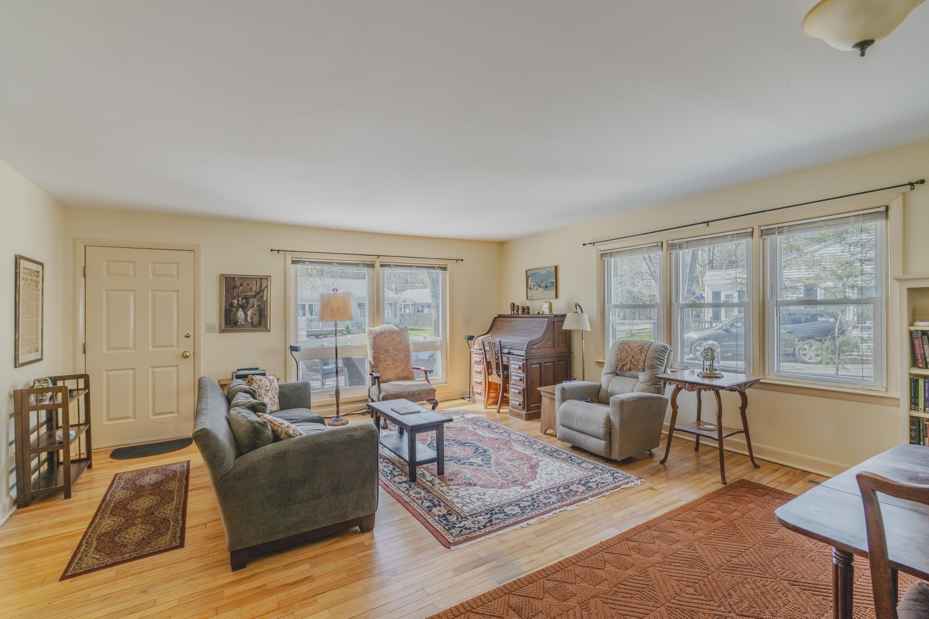 5 Moore Avenue