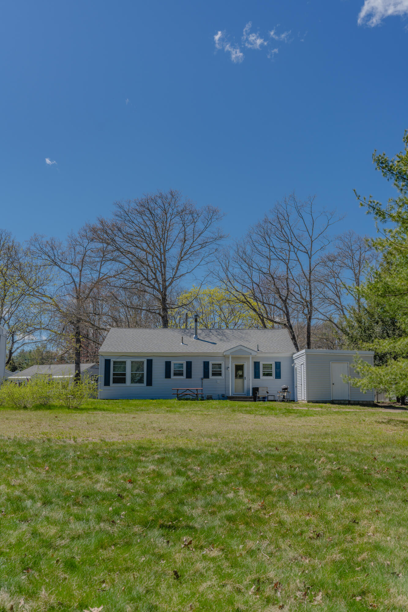 5 Moore Avenue