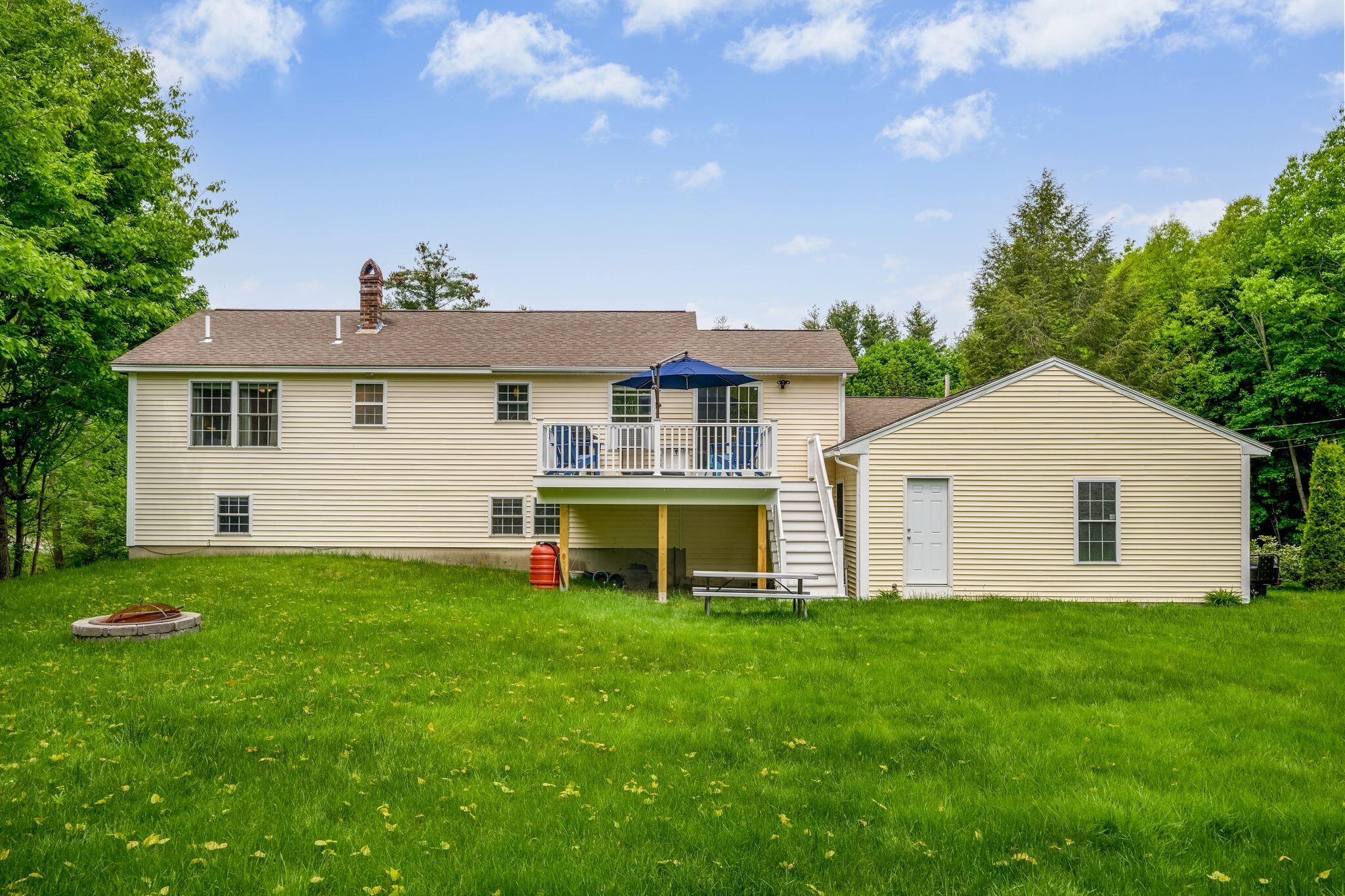 25 Holly Lane