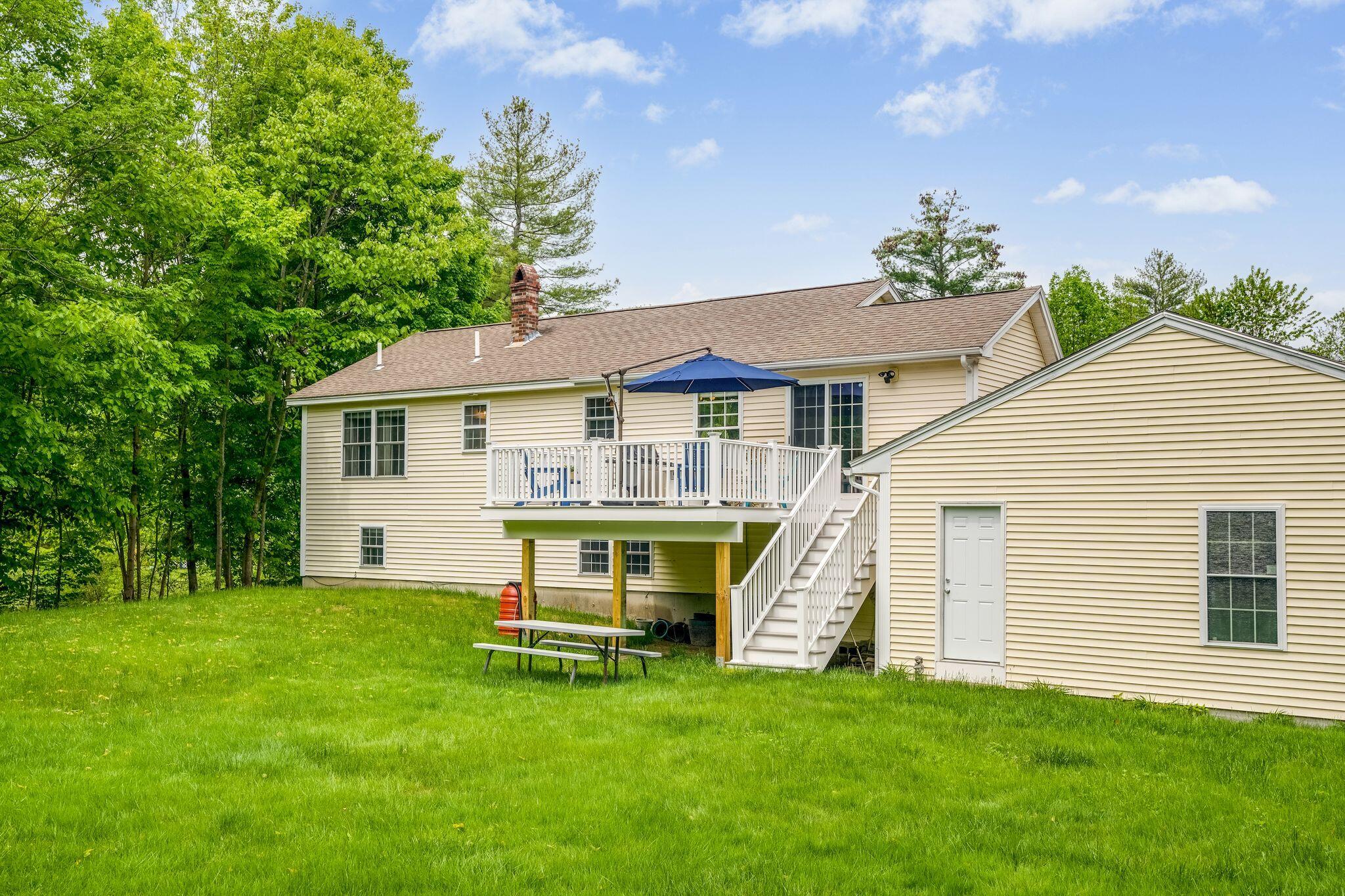 25 Holly Lane