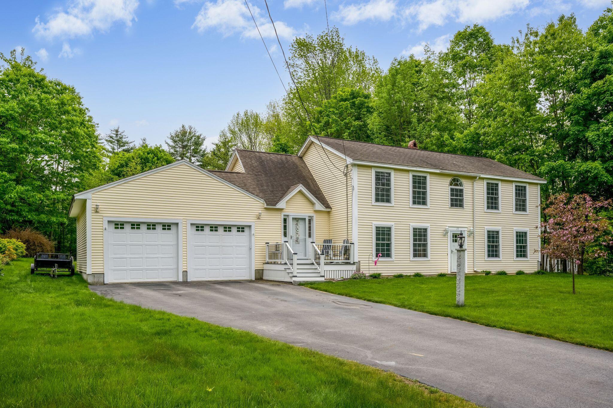 25 Holly Lane