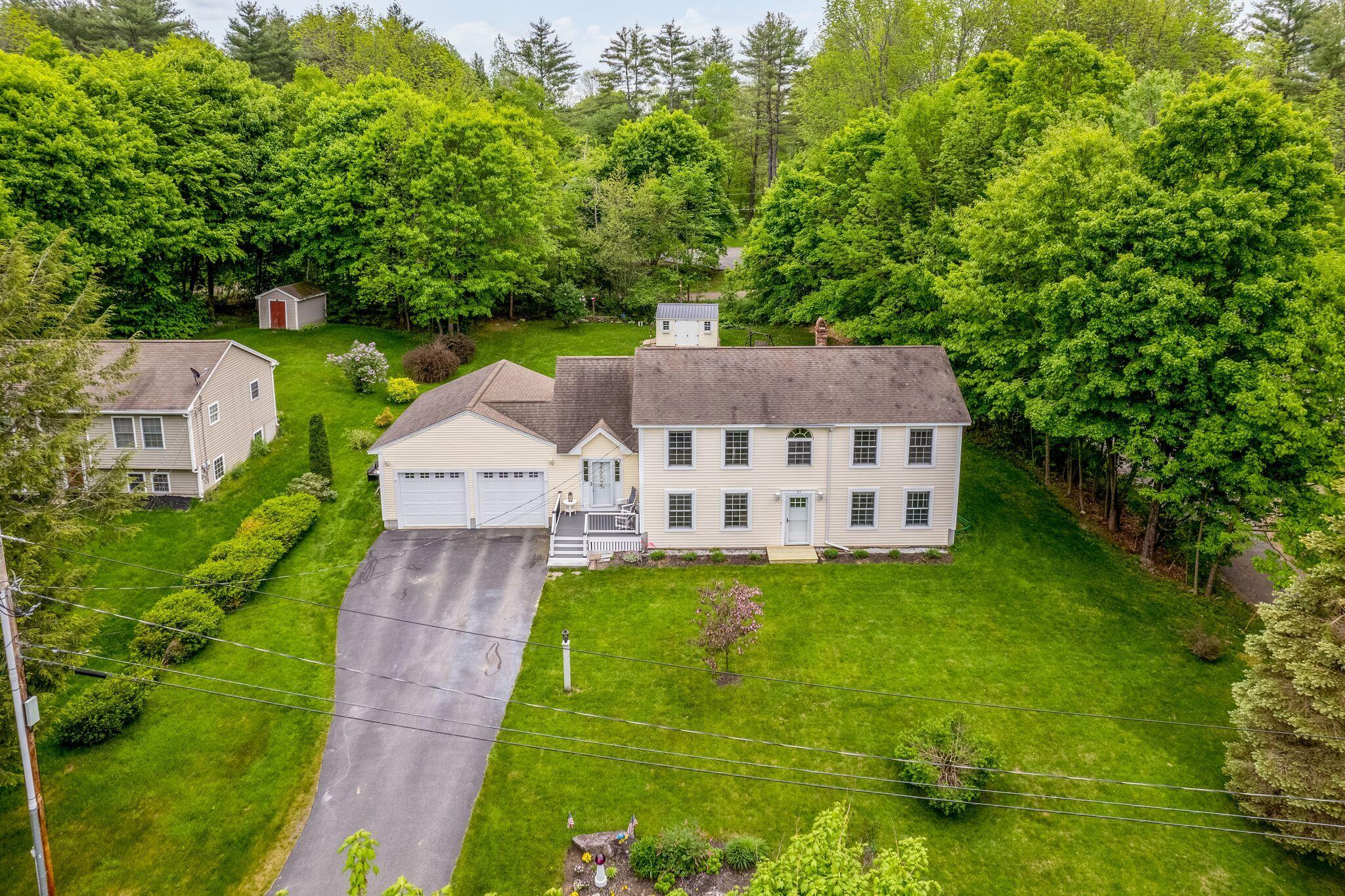 25 Holly Lane