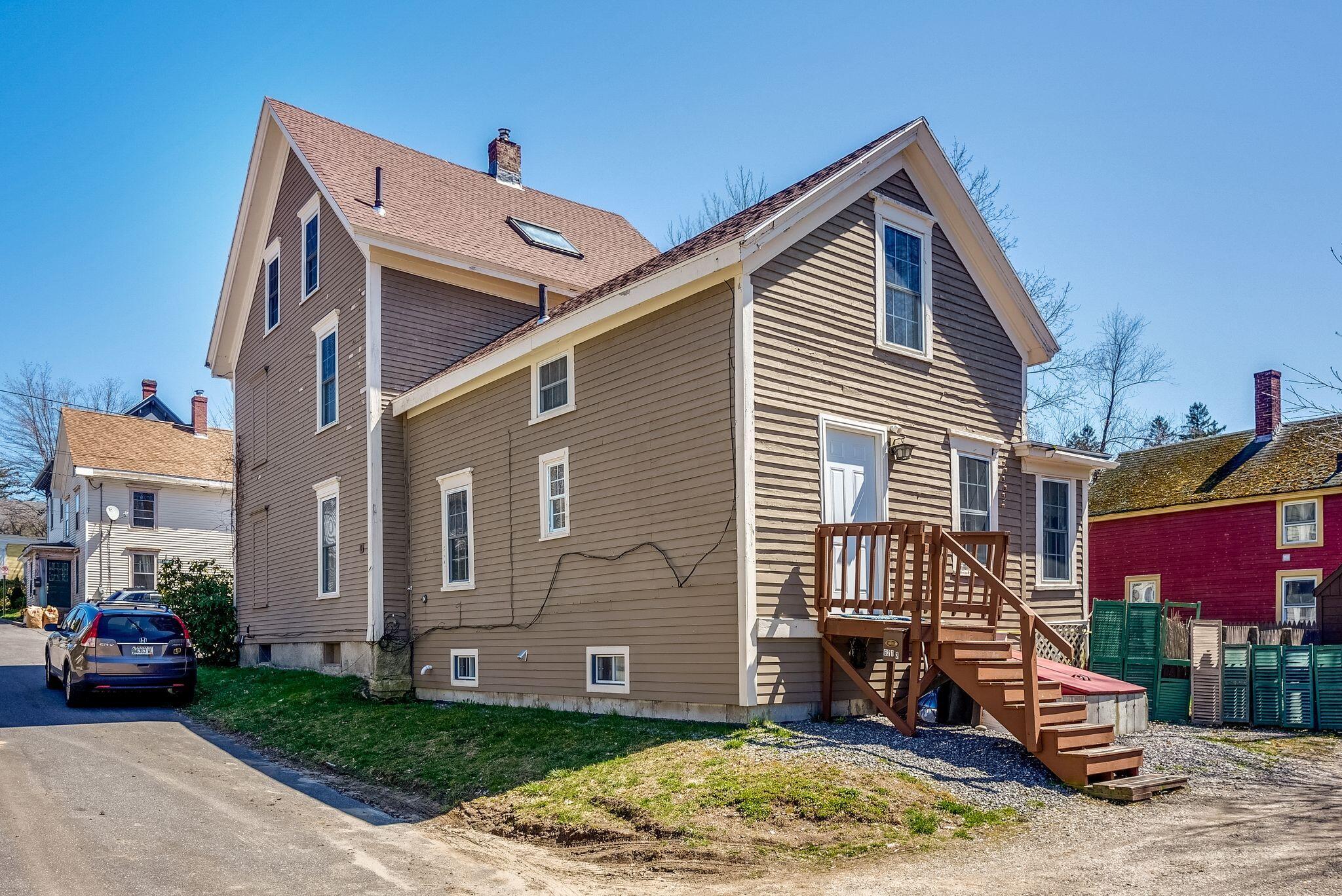 62 Willow Street