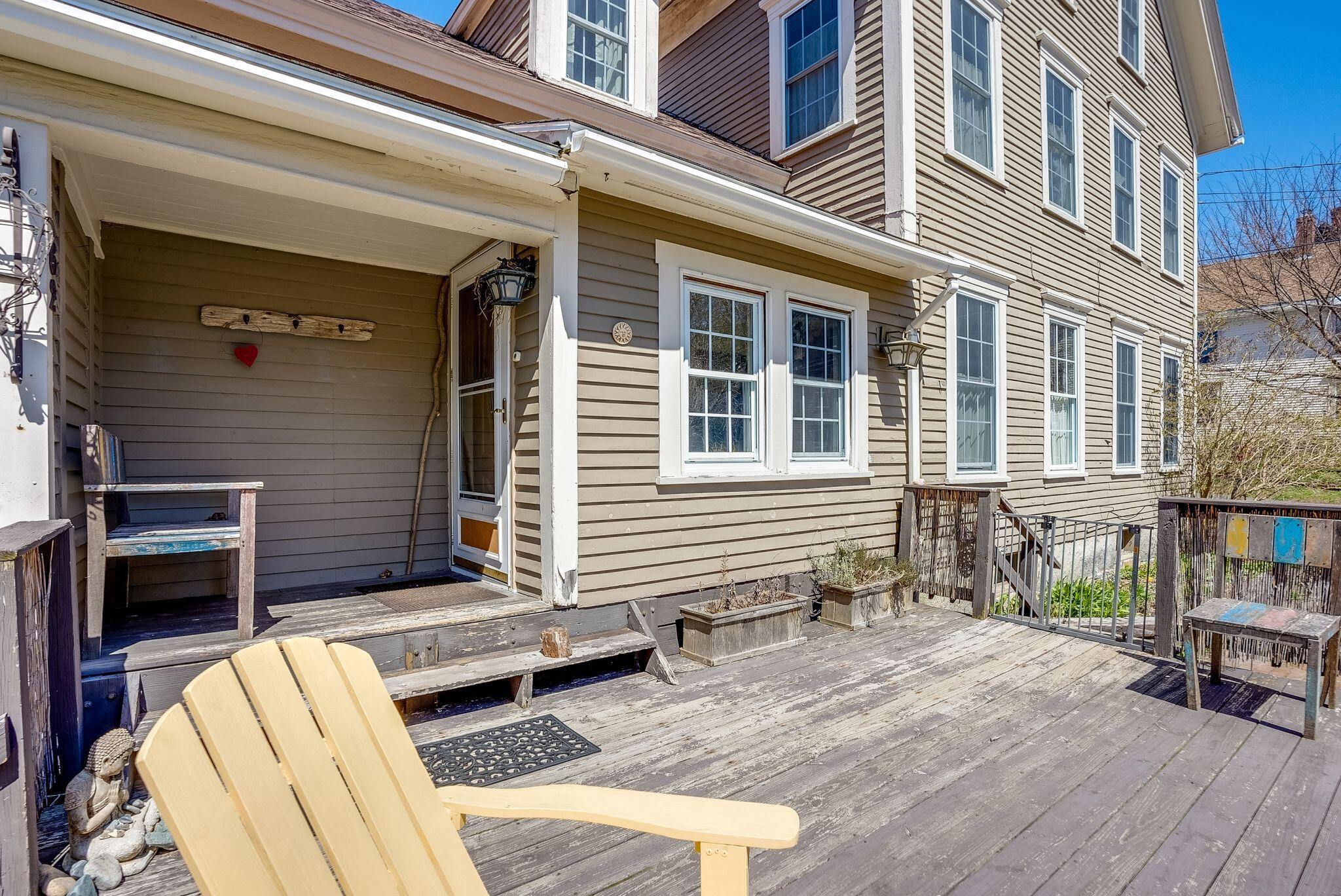 62 Willow Street